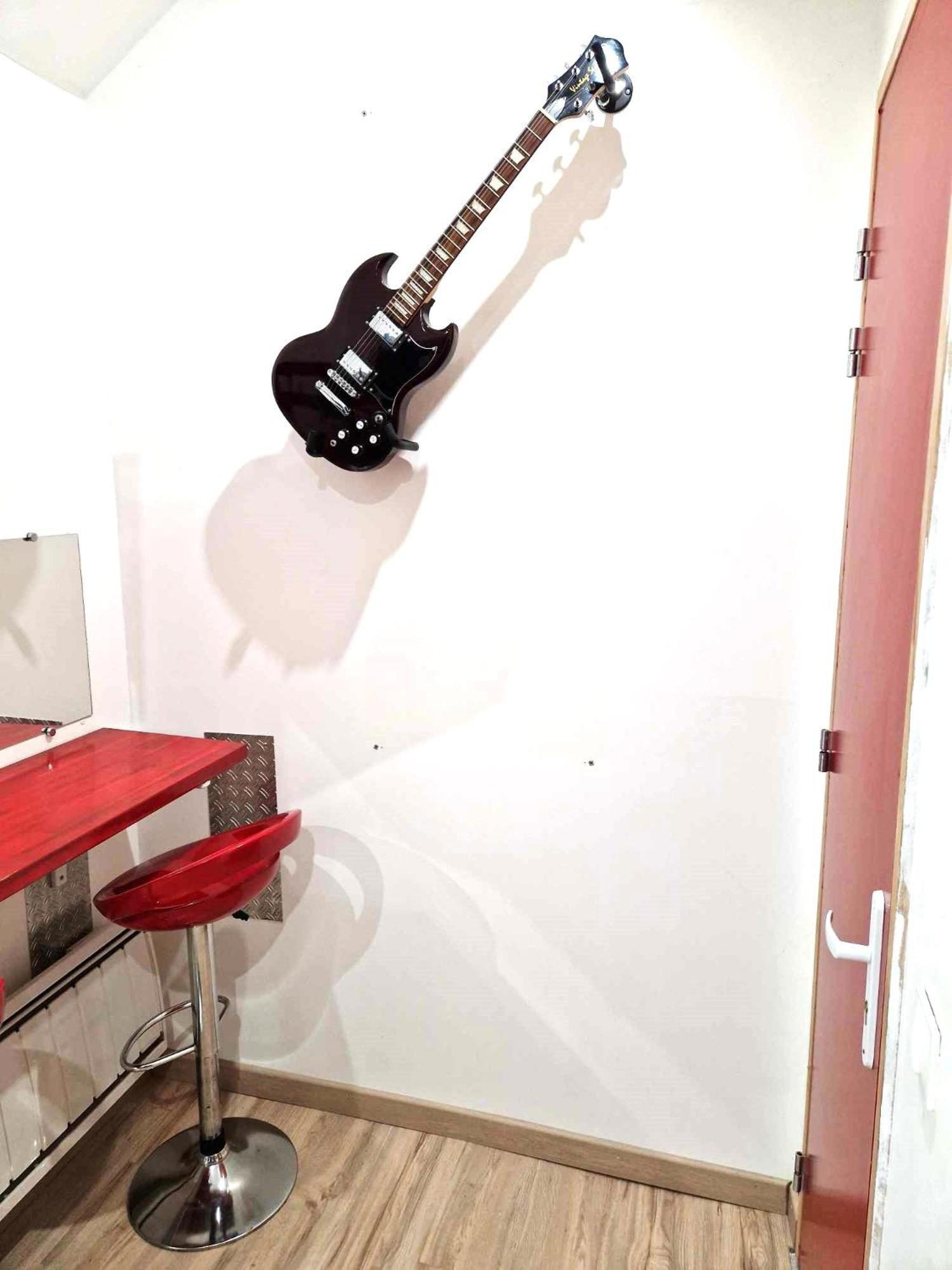09 - Joli Studio Avec 2 Lits, Logement Tout Equipe Pour 1, 2 Ou 3 Personnes Maximum, Vue Sur Parc Arbore, Parking Privatif Gratuit, Grand Fourgon Possible, Tout Le Linge De Maison Est Fourni Razac-sur-lʼIsle Exteriér fotografie